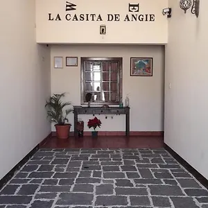 La Casita De Angie Guest house